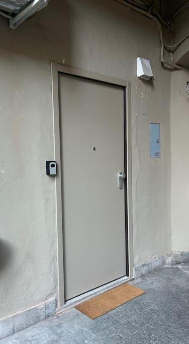 La Casa Di Silvio Ai Giardini Reali Apartment Торино Екстериор снимка